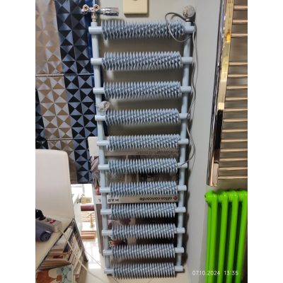 Terma Ribbon T полотенцесушарка комбінована блакитна